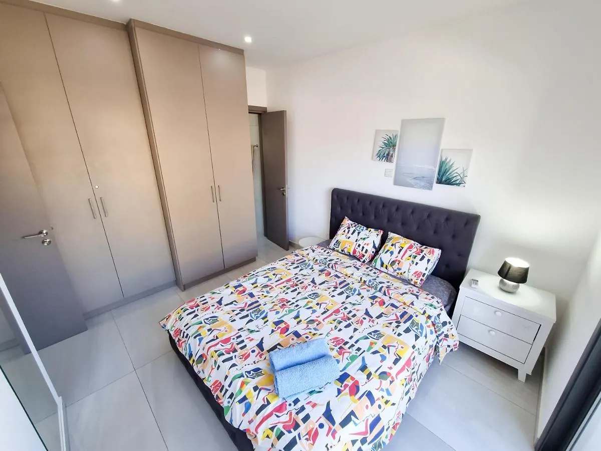Sea La Vie Seaview Apartment Larnaca 0*,  Cyprus