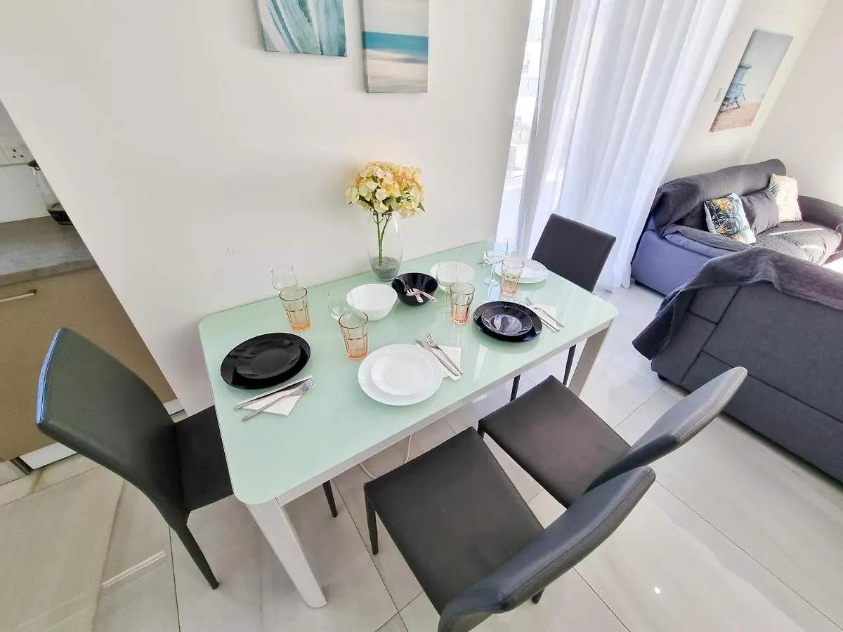 Sea La Vie Seaview Apartment Larnaca